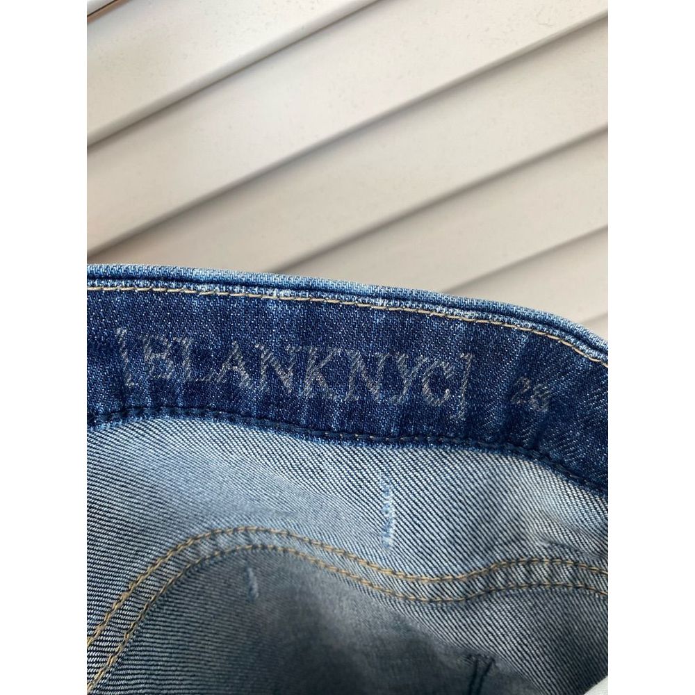 🎉HP🎉BLANKNYC❤️‍🔥Distressed Boyfriend in Fit of Range from Revolve SOLD OUT - Picture 4 of 7